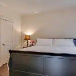 Modern 3 King Belmont Retreat With 2 Living Walk To Belmont & Vanderbilt Near Music Row The Gulch & 12th South 2 Miles To Broadway Large Dining Table Smart Tvs Parking 24 Hr Hospitality * Nashville