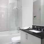 Skyline View Mansion, Hot Tub, Close To Downtown, Less Than 10 Mins To 5 Points And Broadway, 3 Spacious Suites, Workspace, Garage Spaces And Ample Parking, 24 Hr Hospitality Holiday home
