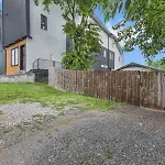 The Blue - 4 Beds And 7 Mins To Broadway! Nashville