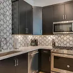 Roomy 1-level Near Vanderbilt With Parking, 1 Story, Secure Parking, Patio 3 Miles To Broadway * Nashville