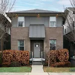 The Morris - Designer Flair 2 Miles To Broadway! Holiday home