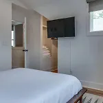 Stylish East Nash Townhouse, Walk To Favorite Eats, Cozy Den, Workspace, Smart Tvs And Fast Wifi, Full Kitchen, Garage And 24 Hr Hospitality, Near Mas Tacos, Rosepepper And Five Points, 10 Min To Broadway Holiday home