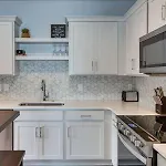 Modern East Townhome & Garage *