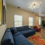 Chic Nashville 2Br Stay With Optional Parking Mins To Music Row, Vanderbilt & Broadway
