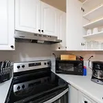 Trendy 2Br Unit With King Beds And Optional Parking Near Broadway, Downtown Nashville & Hospitals