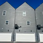 3br Game Sleeps 10 Near Opry & Broadway Nashville