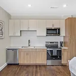 The Malibu Penthouse The Gulch * Nashville