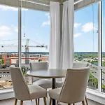 Apartment The Malibu Penthouse The Gulch *