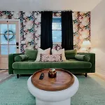 Apartment Dreami East - 2br Retreat With Cozy Patio And Mini Golf Nashville