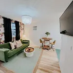 Dreami East - 2br Retreat With Cozy Patio And Mini Golf Apartment Nashville
