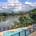 Downtown Riverfront Unit 762 Apartment *