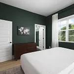Near Downtown Broadway & Stadium With Free Parking Nashville