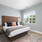 Tranquil Haven Close To Broadway With Free Parking * Nashville