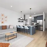 Apartment Stunning Spacious Near Restaurants & Coffee