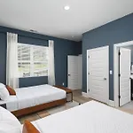 Chic 5 Bed, 2 Bedroom Free Parking - 3 Miles To Broadway
