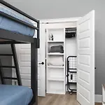 Chic East With Free Parking 3 Mi To Broadway *