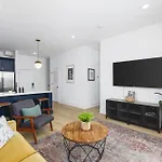 Tranquil Haven Close To Broadway With Free Parking Apartment Nashville