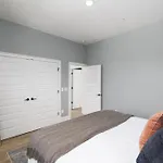 Tranquil Haven Close To Broadway With Free Parking