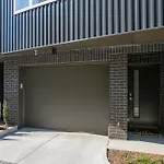 Luxury Townhome Skyline Views Mins To Dt