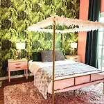 Dreaming With Dolly - Luxe Stay Near Broadway