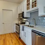 Skyline Views From Shelby With Wifi, Fully Furnished, Pet Friendly & In Unit Laundry