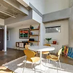 Holiday home Artsy Chic 1br 30day Min With Wifi Ac Parking Tv Furnished Rooftop Nashville