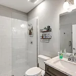 Holiday home Modern Condo: Walk To Local Breweries! Nashville
