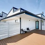 Modern Condo: Walk To Local Breweries! * Nashville