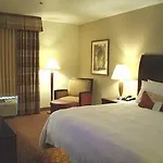 Hotel Quarters & 3*