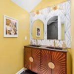 Holiday home Taylor Swift Eras Inspired Home-10 Min To Broadway