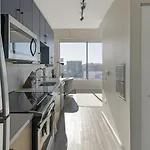 Landing Modern Apartment With Amazing Amenities