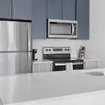 Landing Modern With Amazing Amenities Apartment *