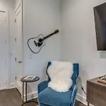 Lofts At 30th - 2 Floor Units Holiday home