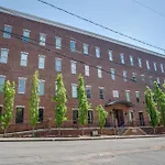 Lofts At 30Th - Modern Country - 6 Minutes To Broadway