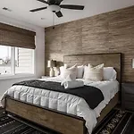 Urban Row - Rooftop Hottub - Heart Of Gulch * Nashville