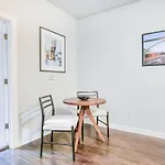 Cozysuites Musicrow Classy 1Br W Free Parking 24