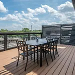 2-bedroom Penthouse With Rooftop & Free Parking Nashville
