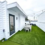 4Br 4Ba City Gem Rooftop Sleeps 12