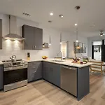Savanna - Heart Of Midtown - Odyssey At The Park * Nashville
