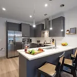 Savanna - Heart Of Midtown - Odyssey At The Park Holiday home