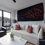 Flora - Odyssey - Heart Of Midtown Holiday home Nashville
