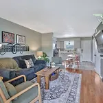 East Nash Local Dining Bars - Sleeps 6 *