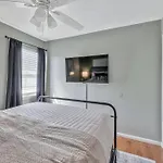 East Nash Local Dining Bars - Sleeps 6 Holiday home