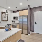 The Stage In Downtown W Pool/gym | Walk To Broadway Holiday home Nashville