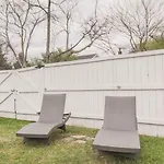 New Amazing 4br Suite* Hot Tub *2 Mi To Music *