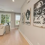 - 1308 Montgomery Ave Unit 2 *