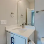 - 1308 Montgomery Ave Unit 2