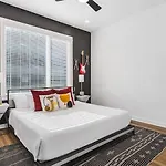Rooftop Deck Patio And Garage Walk To Restaurants Coffee Brewery Holiday home