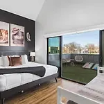 Rooftop Deck Patio And Garage Walk To Restaurants Coffee Brewery * Nashville