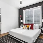 Holiday home Rooftop Deck Patio And Garage Walk To Restaurants Coffee Brewery *